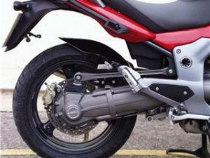Hugger Carbon Fibre or Black Fibreglass